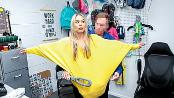 Shoplifter Teen Acts Like She&#039_s Pregnant - Shopliftersex