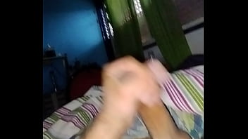 Me masturbo y acabo mucho!!