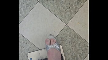 Computer  demolition in High Heels