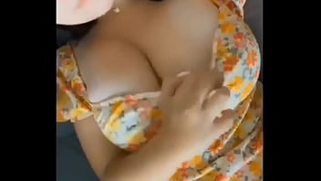 Tetas grandes argentina pendeja tetona