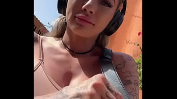 My first Squirting clip,  fucking my realistic dildo I reached the orgasm