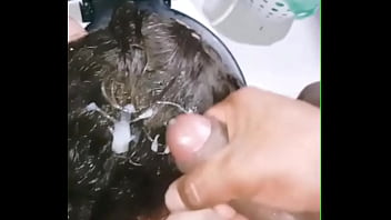 Gastei no cabelo dela e descobrir que ela deu pra outro,  foi trata feito puta de rua,  acabei com o cabelo dela