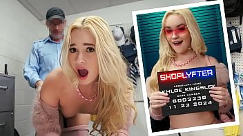 Spoiled Teen Brat Taught Discipline by Mall&#039_s Security Officer