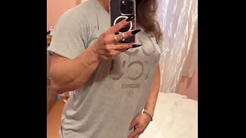 Do you think that big muscles are sexy on women