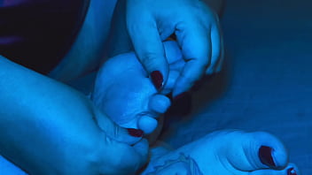 Kiss My BBW Feet