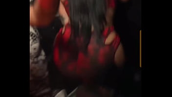 Boiaaa....Questa &egrave_ Assurda.... Gran Culona Mora Una Vera Bomba Sexy!!