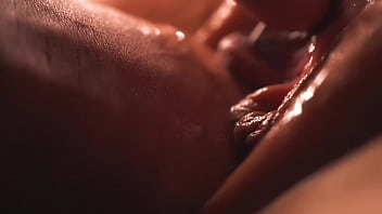 My wife&#039_s pussy gets a warm creampie inside. Extremely detailed