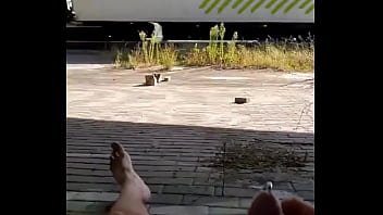 Outdoor Jerk