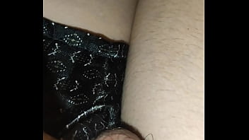 MOSTRANDO O QUE A TES&Atilde_O E FALTA DE ROLA NO CU FAZ