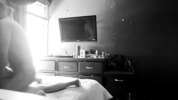PaoLinaHotWife40: Un domingo antes de ir a la chamba pasa por su dotaci&oacute_n de verga. Vol. 11