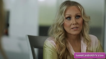 Blonde horny teen seduces her busty step mom (Julia Ann,  Anna Claire Clouds)
