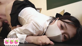 黑丝女高求庇护: 老师,  奶头好敏感, 激烈地操坏嫩穴吧 Teacher would you be m