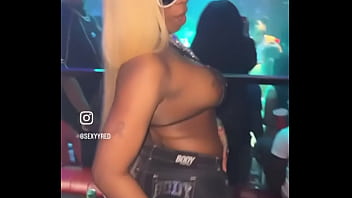 Sexyy red twerking in the club