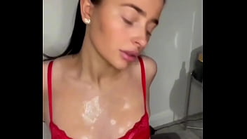 Horny British Slut Solo&nbsp_Play