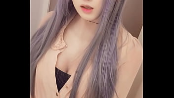 【個撮】男の娘がカメラに股間をスリスリしてからオナニーする動画