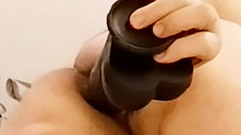Homo Kotilainen loves dominant black guys and big black cocks.
