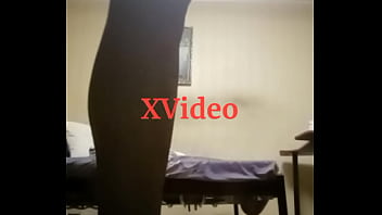 танцую