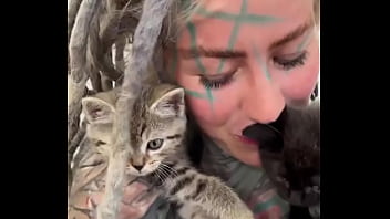 I LOVE CATS! ??What&#039_s your favorite thing about cats?#CatLover #FelineFriends #InkedAndCuddly #TattooGirl #Psyland...