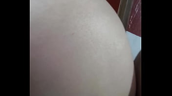 Un d&iacute_a mas divirti&eacute_ndome con mi dildo rosa
