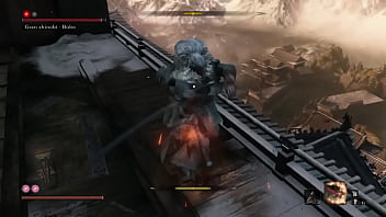 Viejo cachondo me coge con su machete pero el m&iacute_o es m&aacute_s fuerte y yo me lo termino cogiendo