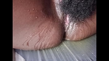 SQUIRTING